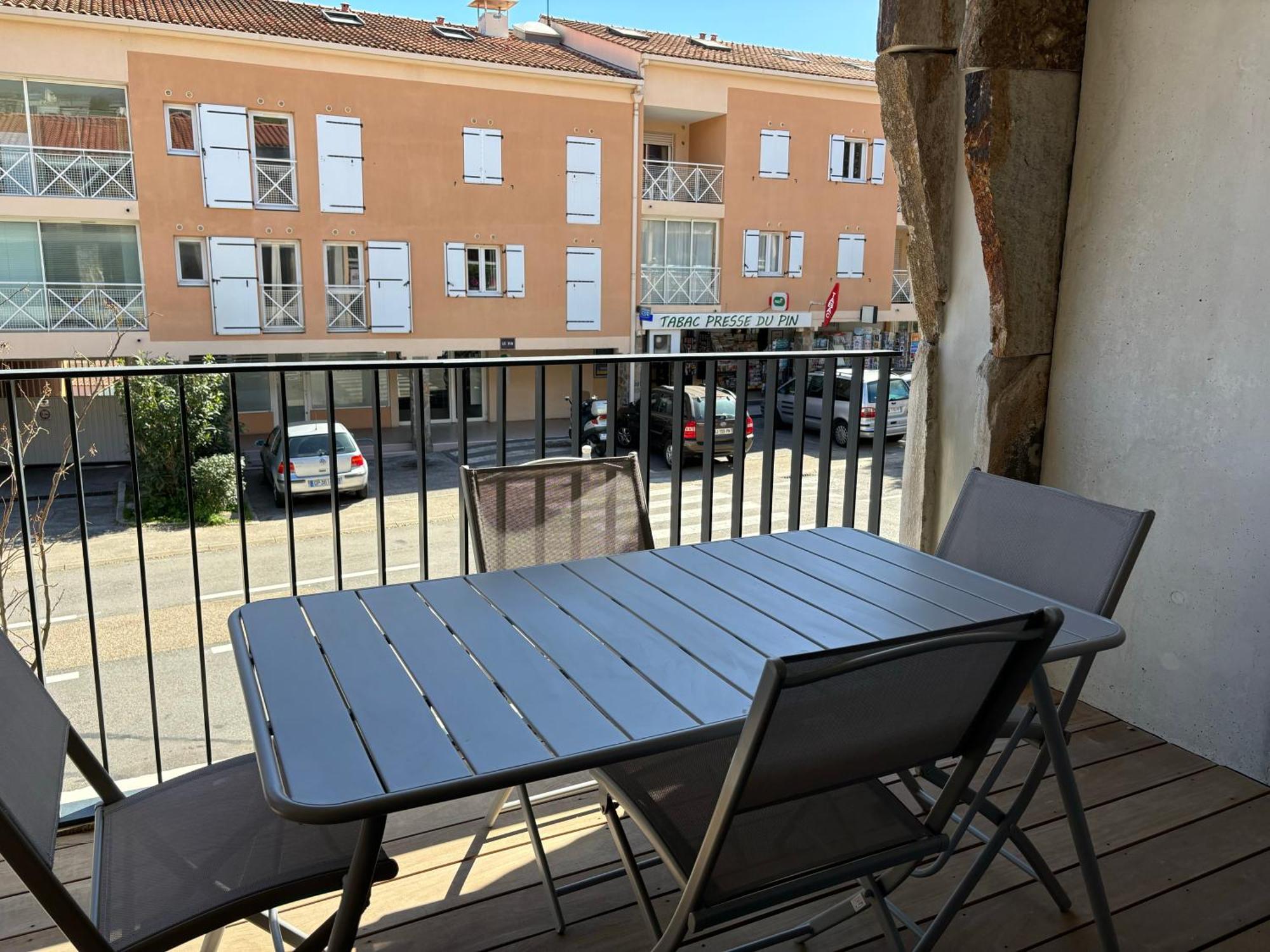 Appartement Bormes Esterno foto