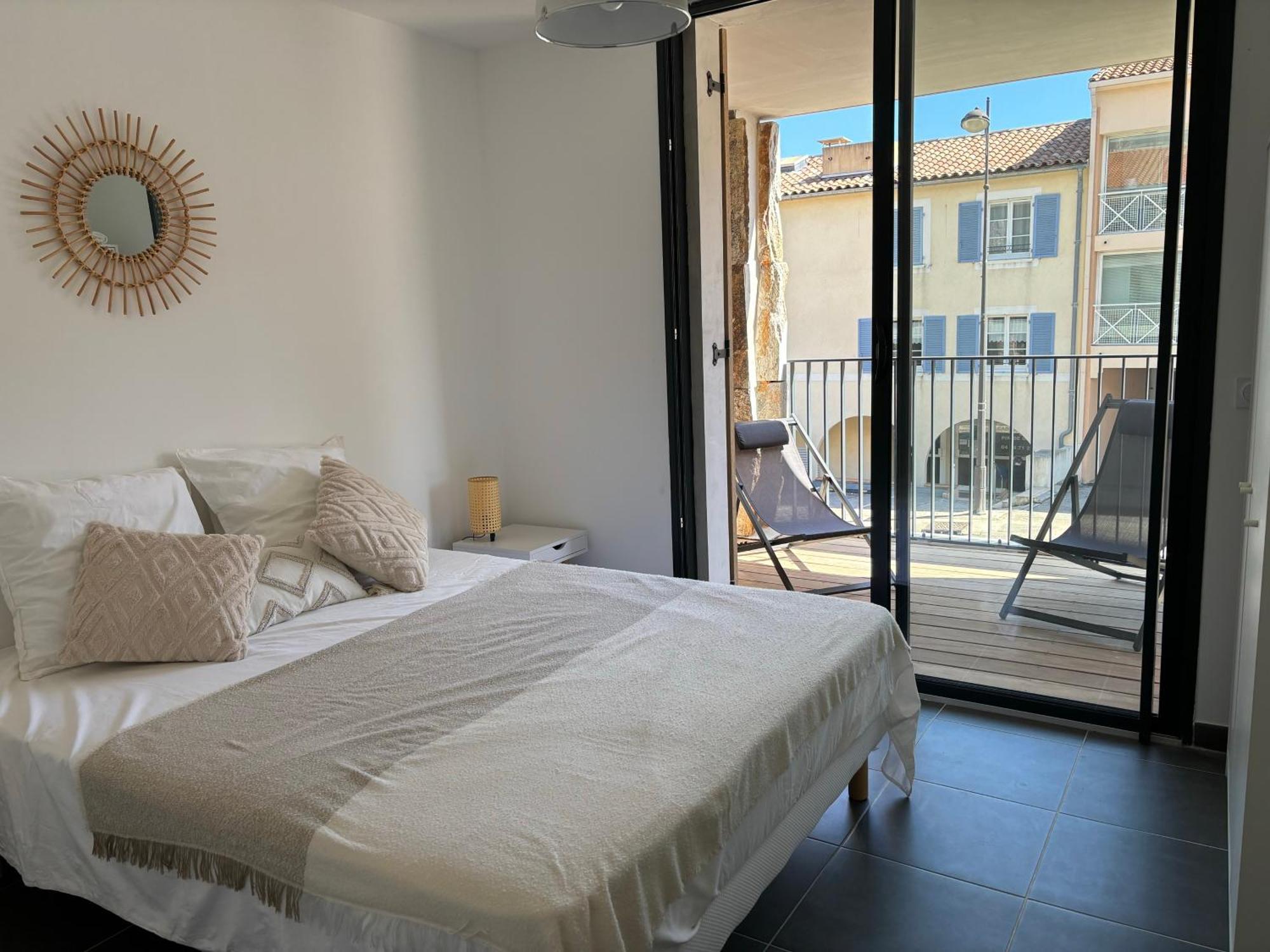 Appartement Bormes Esterno foto