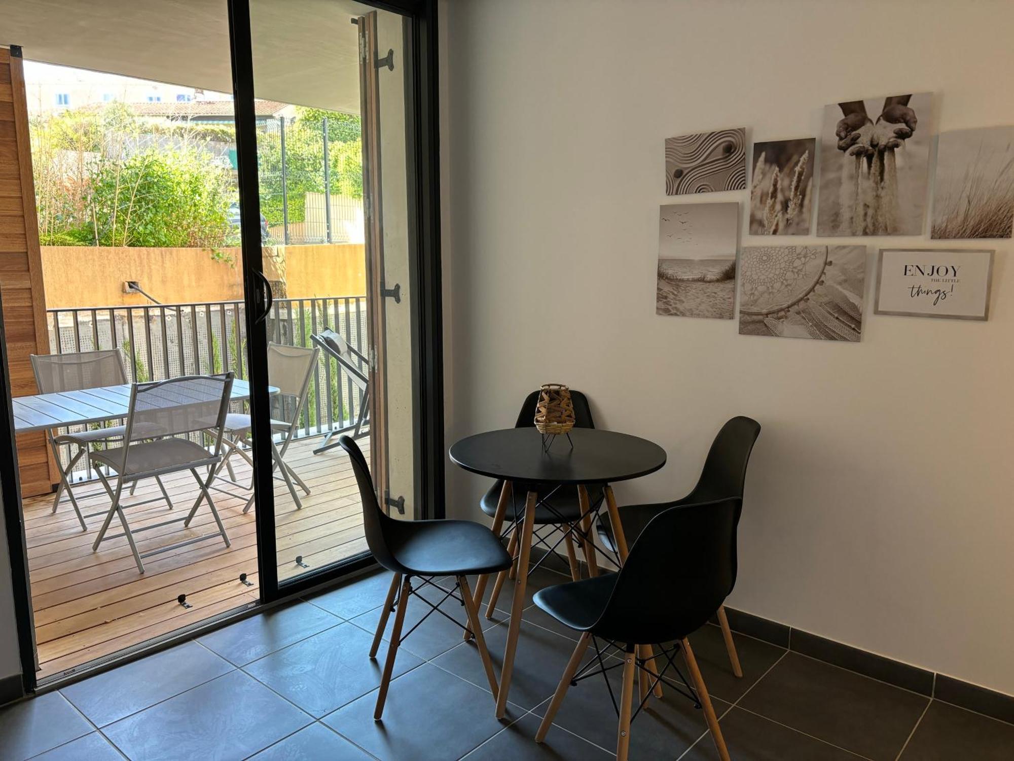 Appartement Bormes Esterno foto